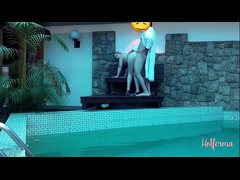 ❤️ Chefen bjuder in tjänsteflickan till poolen, men kunde inte motstå en het ☑ Pornvideo at porn sv.4k-porno.ru ️❤